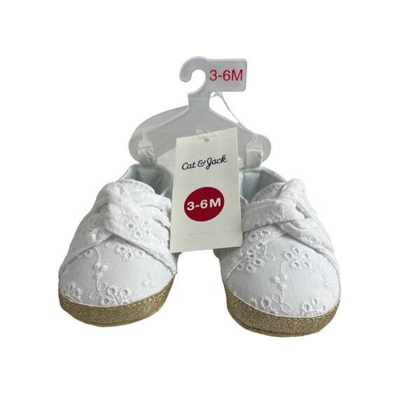 Cat And Jack Toddler Girl's White Tailored Flowers Shoes Sz 3-6M - Picture 1 of 7
